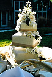 Cake for all inclusive wedding package.